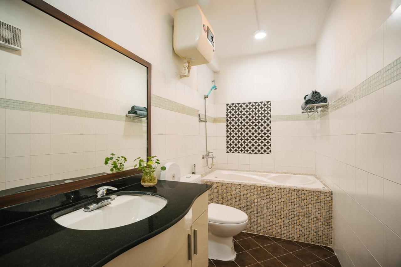 Entire French House With 4 Bedrooms In Hanoi Downtown Eksteriør bilde